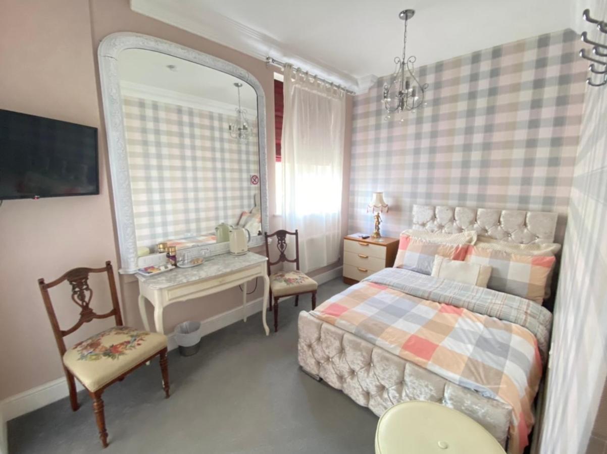 Upton Country Park Guest House Northampton Extérieur photo