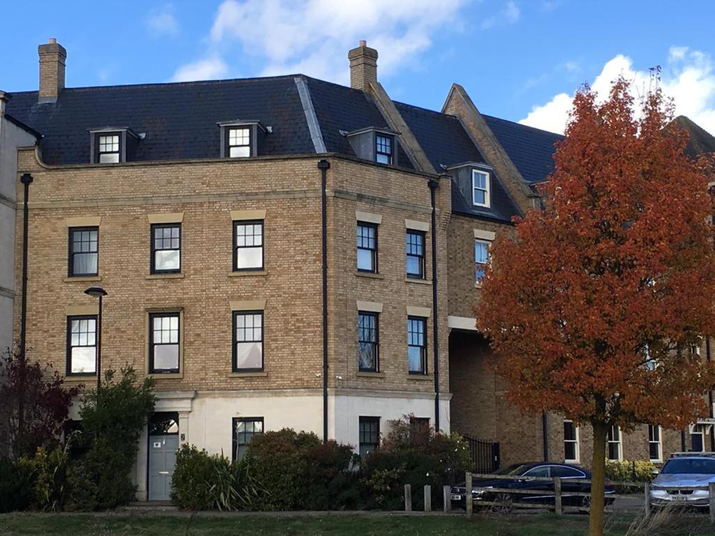Upton Country Park Guest House Northampton Extérieur photo